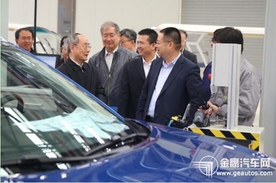 歷史回響與科技新聲 包敘定參觀觀致常熟工廠的標牌設計語言探析